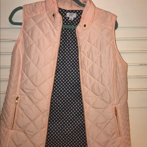 Crown & Ivy Pink Vest size M
